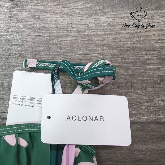 Aclonar Ruffle One Piece Swimsuit Size 2-3 Yrs - Picture 2 of 3